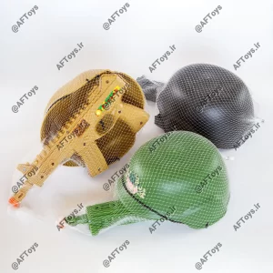 three colors of airsoft toy machine gun and 3 helmets in a net bag
